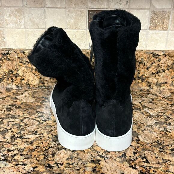 Aquatalia Size 10 Black Nelle Suede & Shearling Bootie NWT - Picture 3 of 6